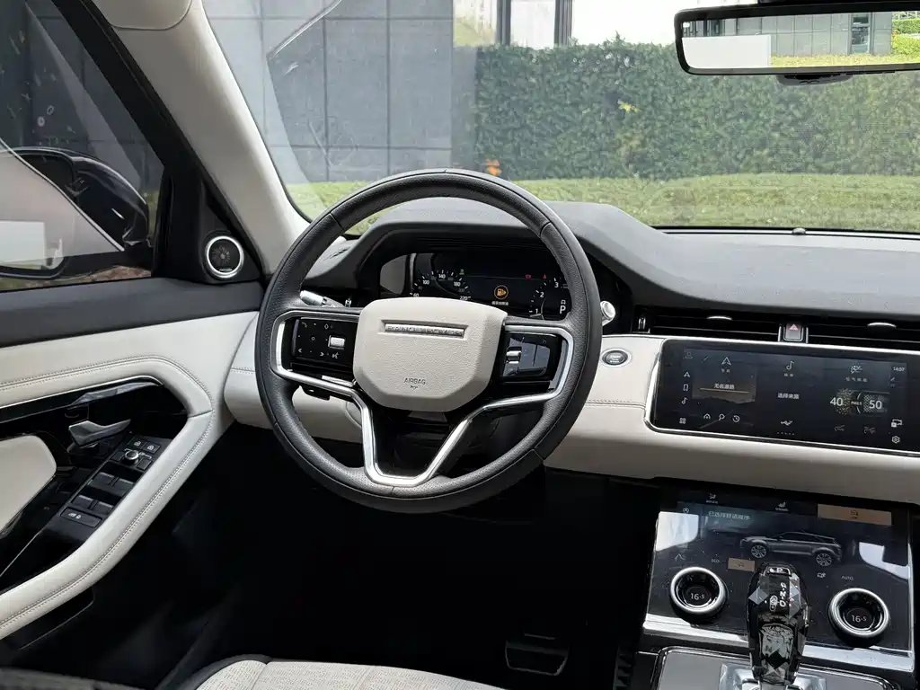 Land Rover Evoque 2022 — фото 17
