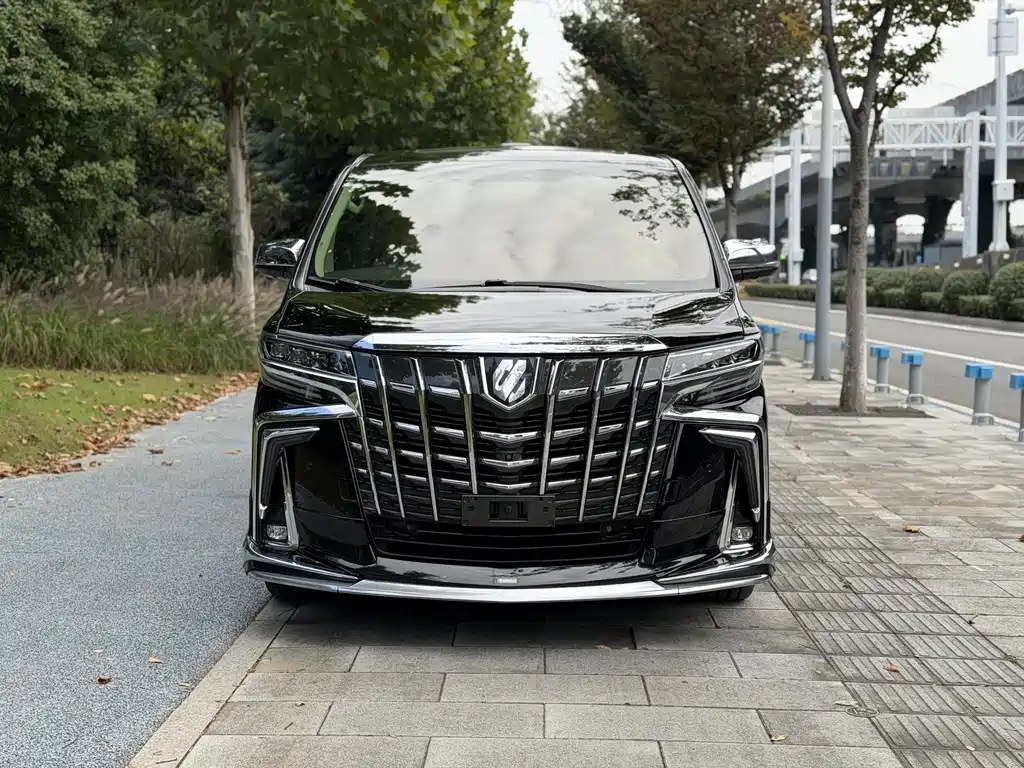 Toyota Alphard 2018