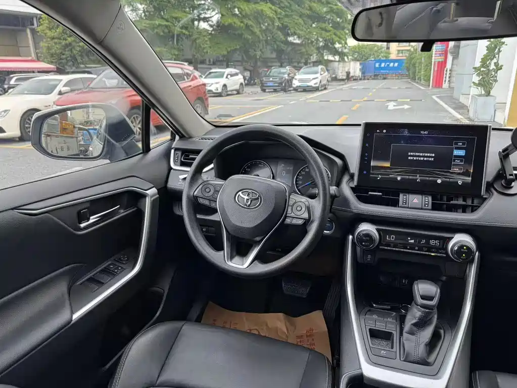 Toyota Wildlander 2021 — фото 13