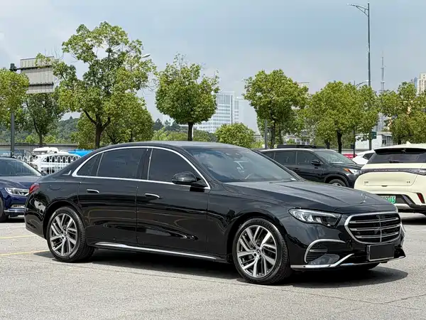 Mercedes-Benz E-Class 2024