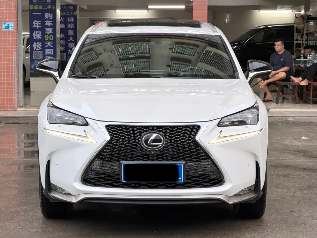 Lexus NX 2015 — фото 2