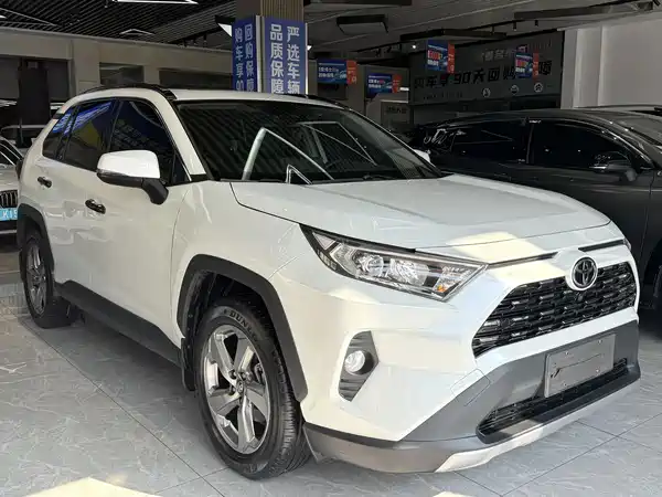 Toyota RAV4 2022