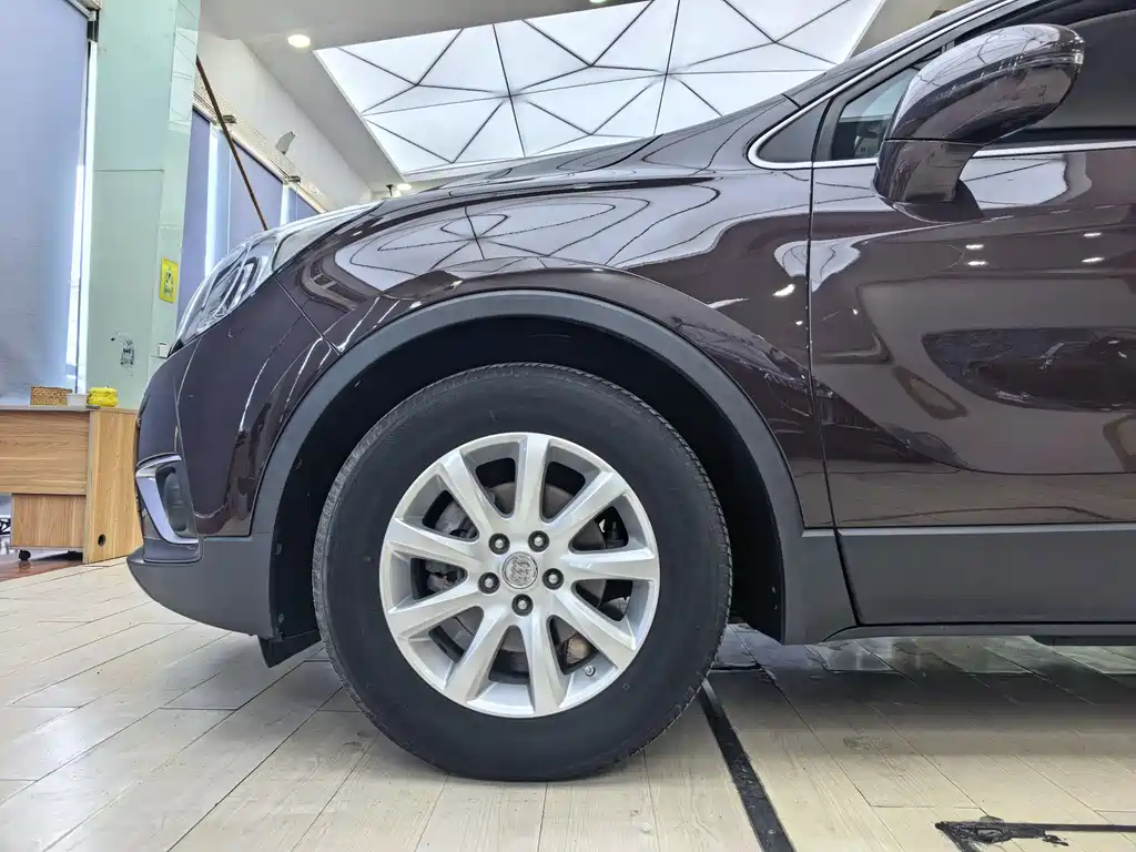 Buick Envision Plus 2018 — фото 11