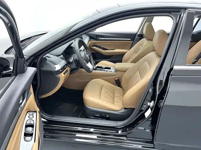 Nissan Teana 2025 — фото 12