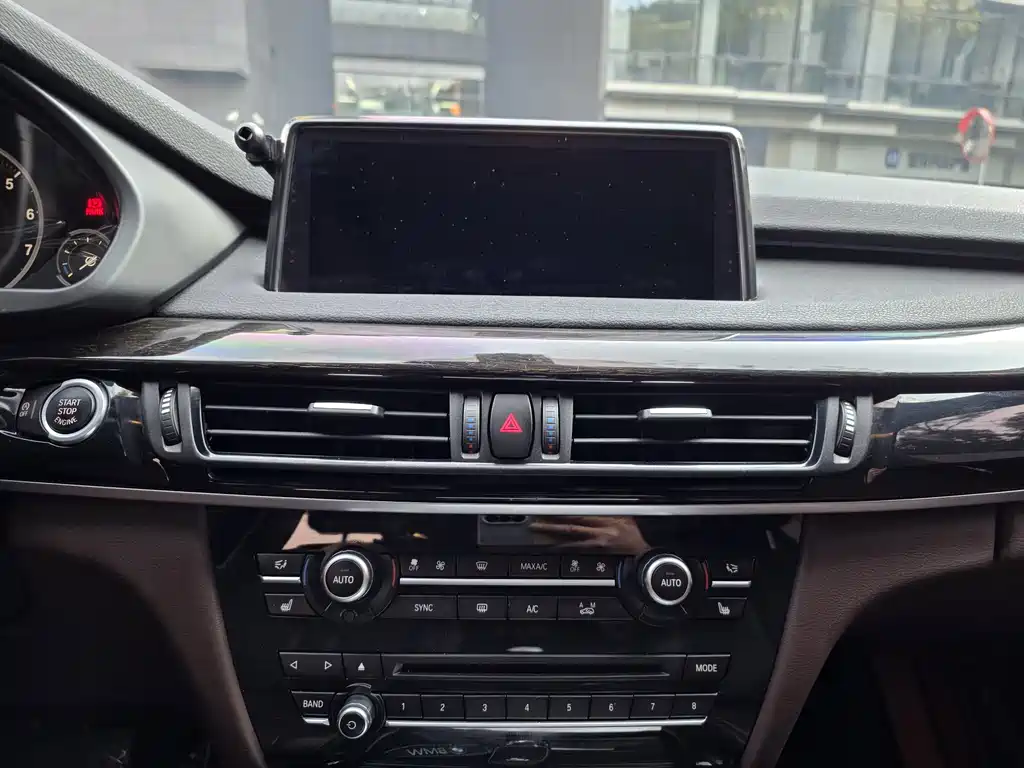 BMW X5 2019 — фото 19