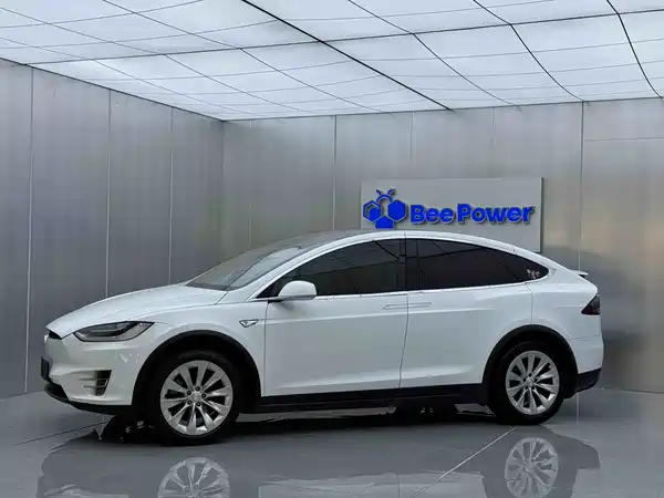 Tesla Model X 2016