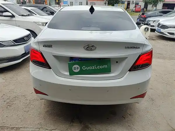 Hyundai Accent 2016