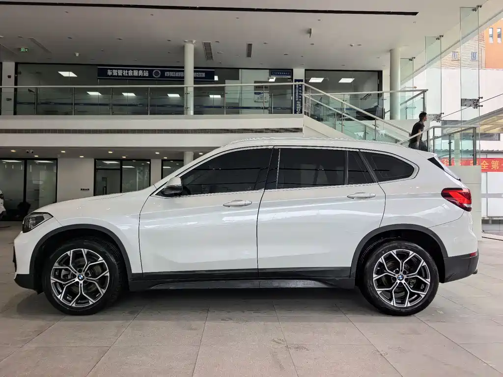 BMW X1 2023 — фото 5