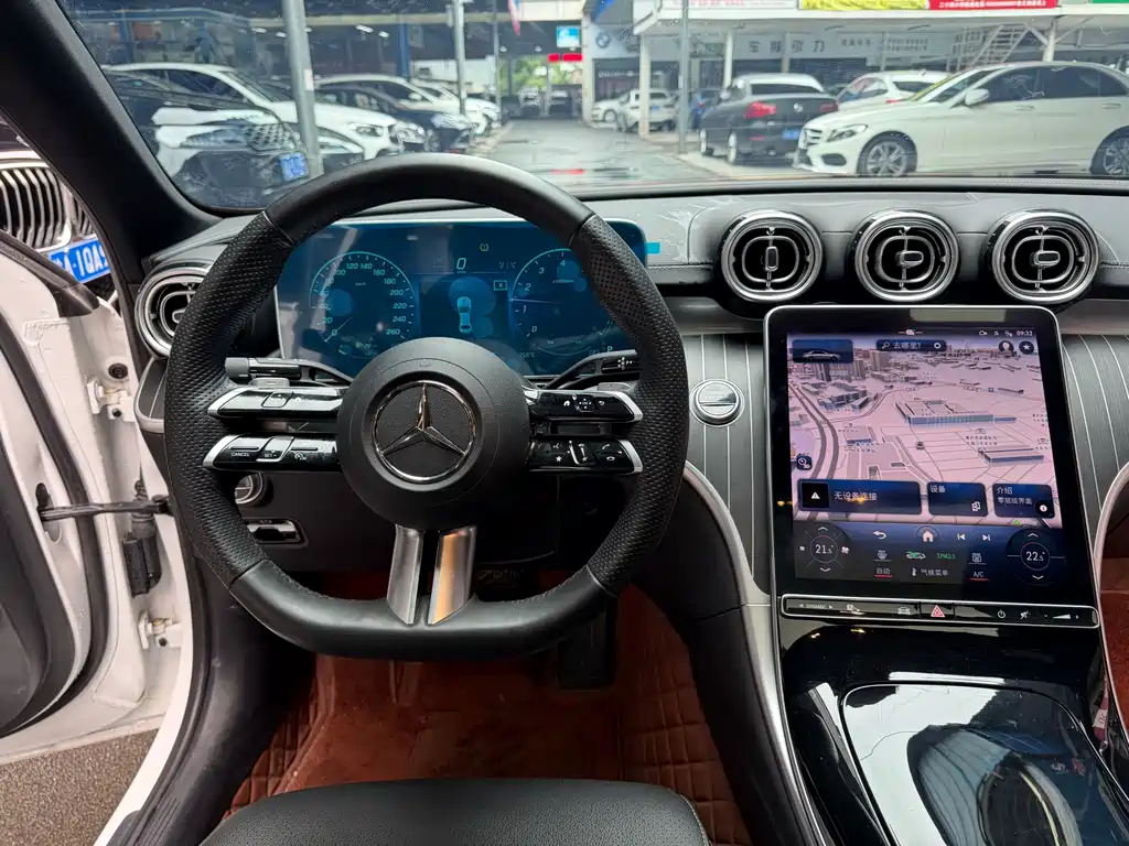 Mercedes-Benz C-Class 2024 — фото 14