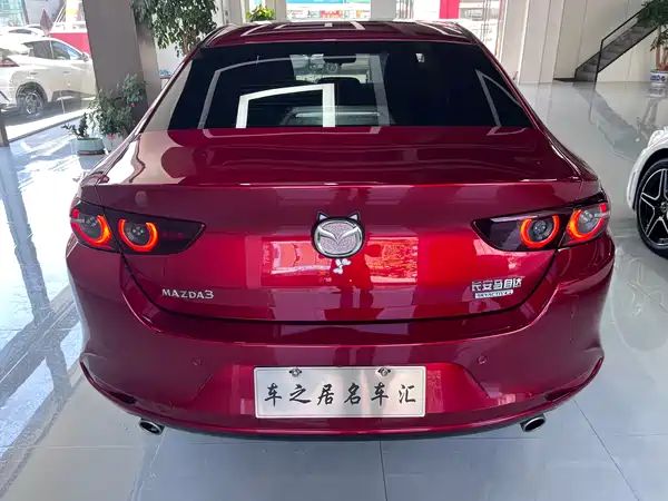 Mazda 3 Axela 2023