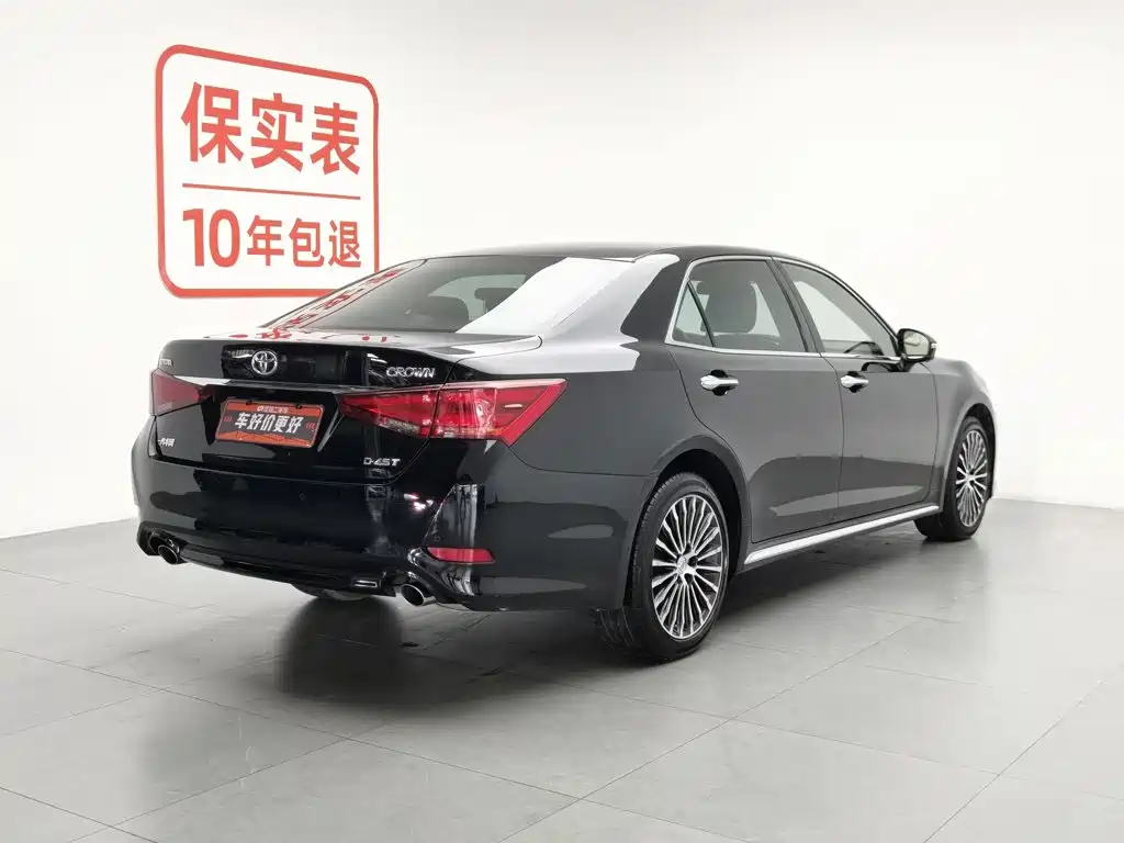 Toyota Crown 2018 — фото 2