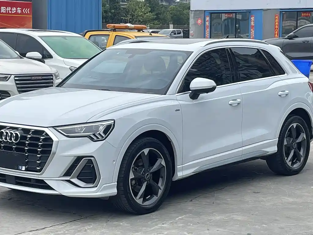 Audi Q3 2023