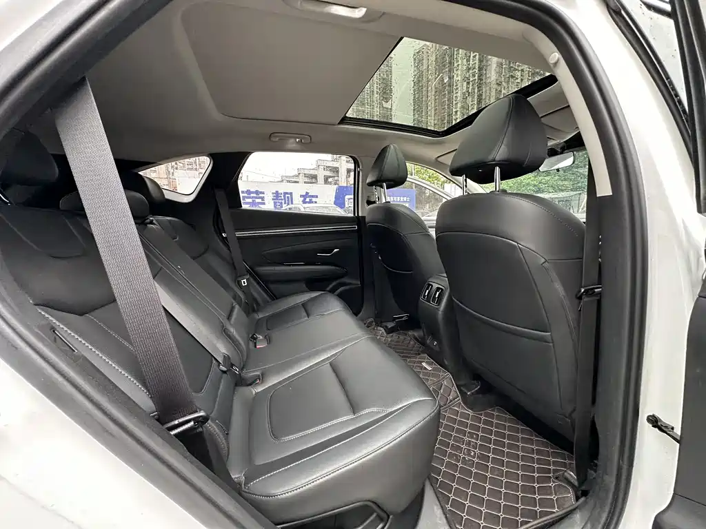 Hyundai Tucson 2022 — фото 14
