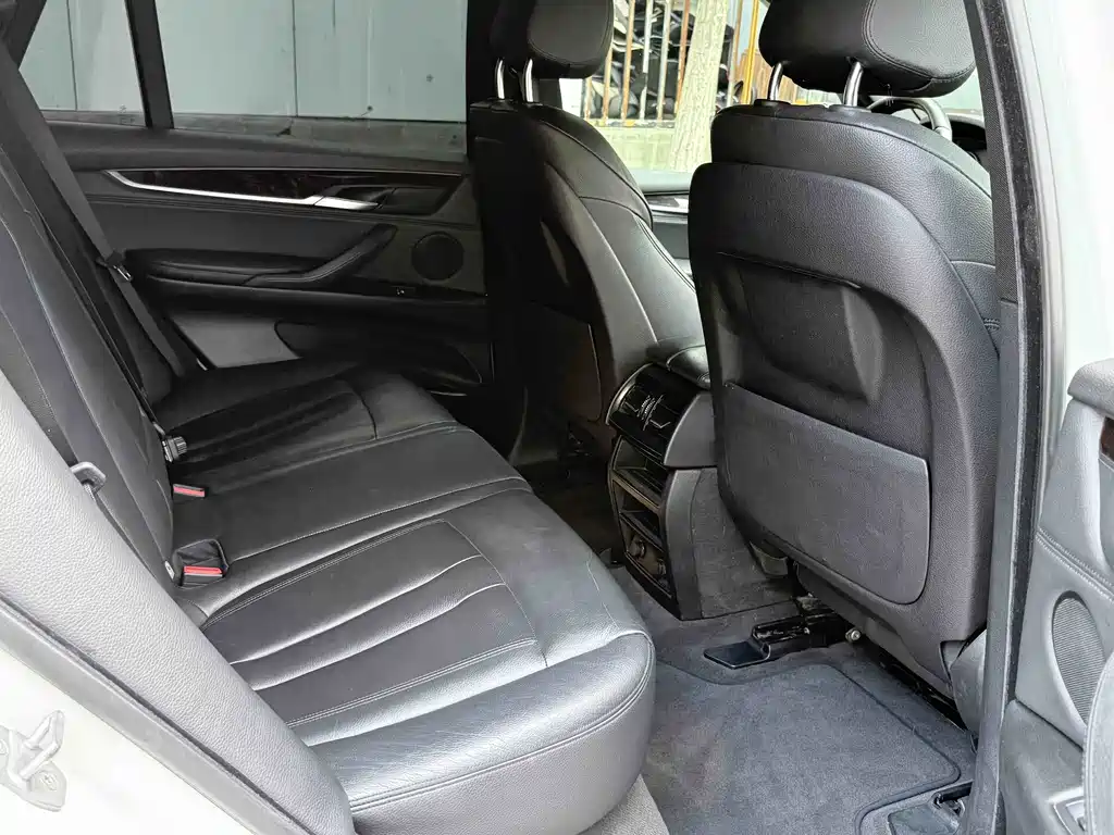 BMW X5 2014 — фото 17