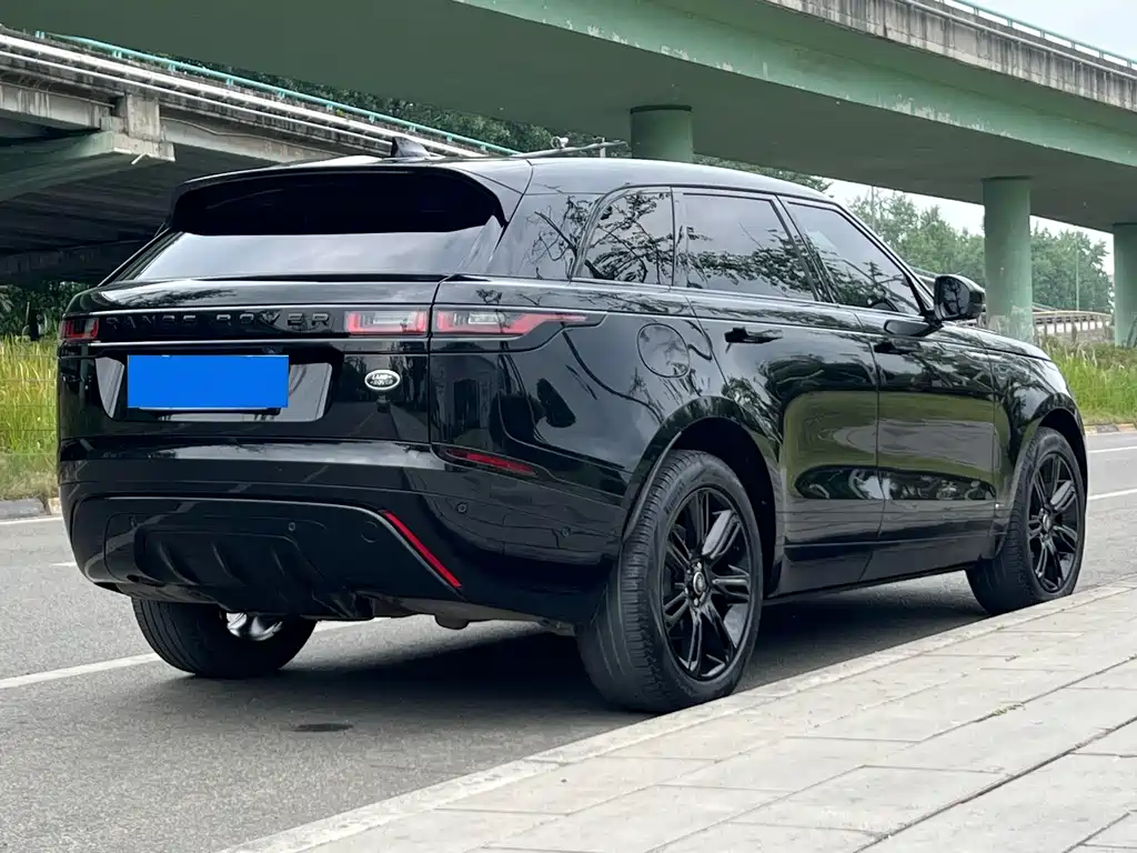 Land Rover Velar 2022 — фото 19