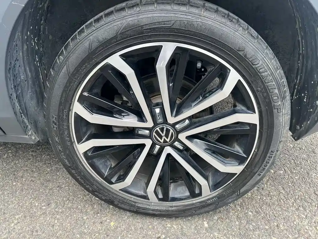 Volkswagen T-Roc 2022 — фото 12