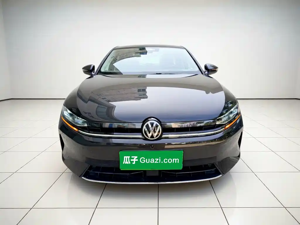 Volkswagen Sagitar 2025