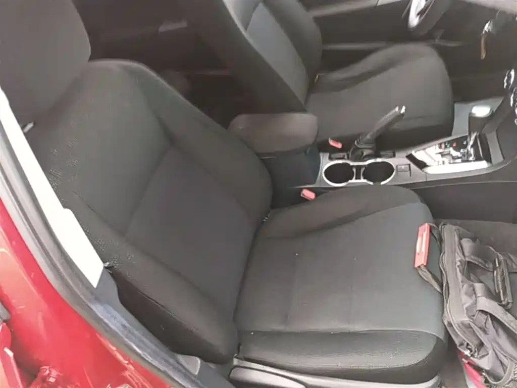 Toyota Corolla 2015 — фото 25