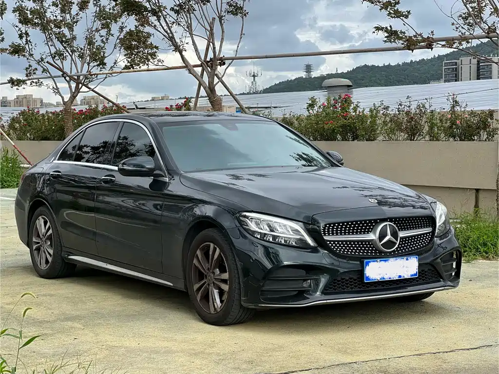 Mercedes-Benz C-Class 2022 — фото 2