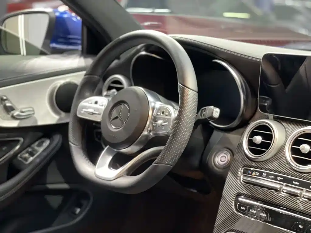 Mercedes-Benz C-Class 2020 — фото 16