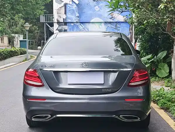 Mercedes-Benz E-Class 2019