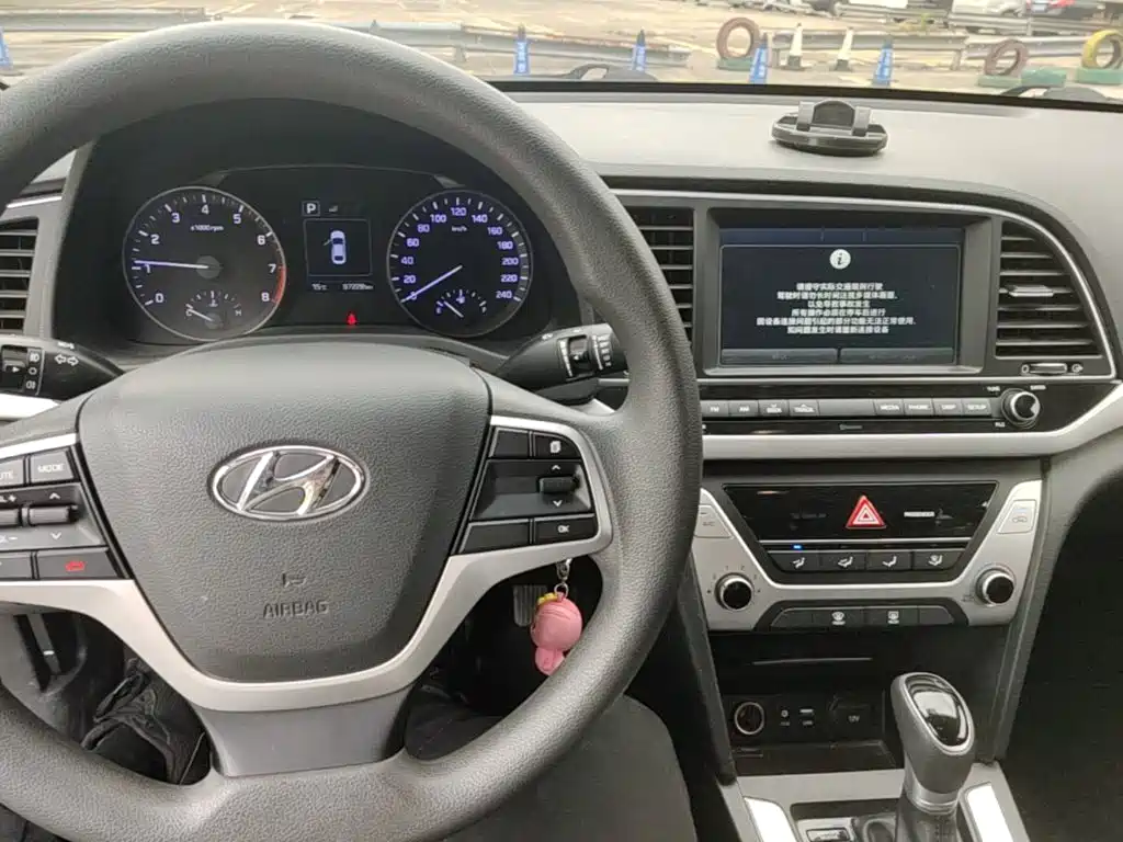 Hyundai Celesta 2016 — фото 6