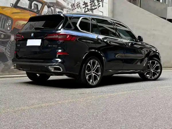 BMW X5 2022