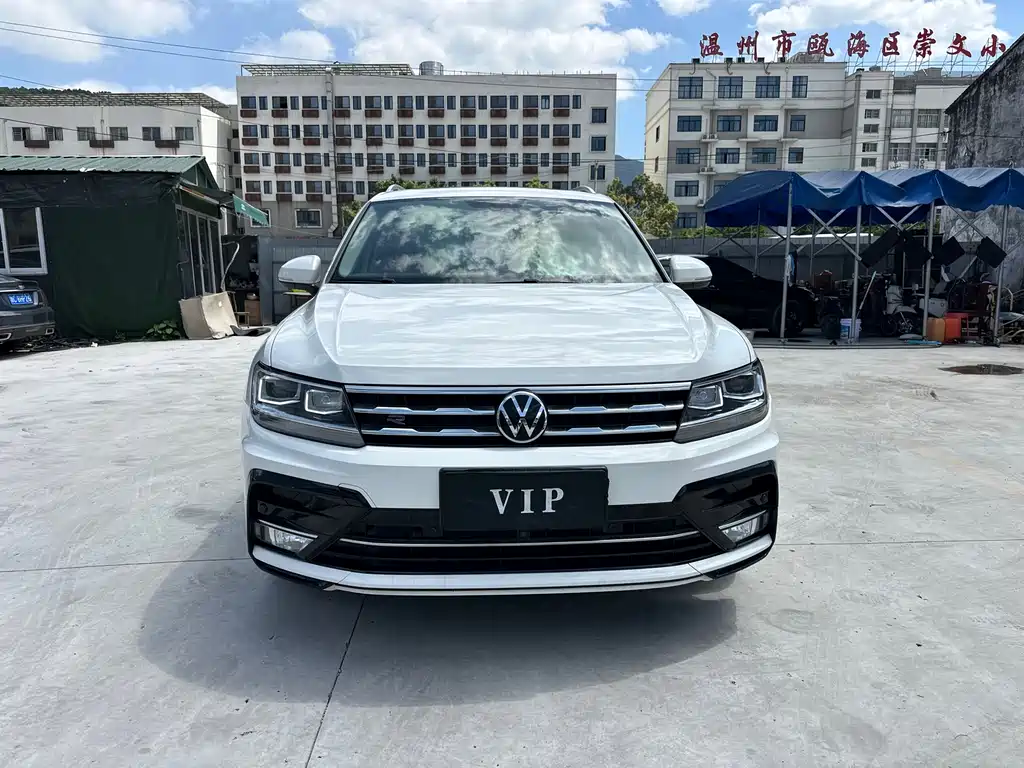 Volkswagen Tiguan L 2021 — фото 6