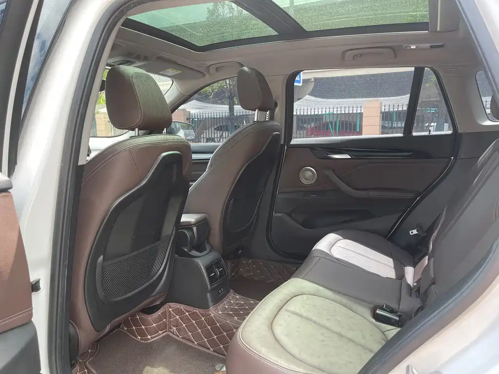 BMW X1 2021