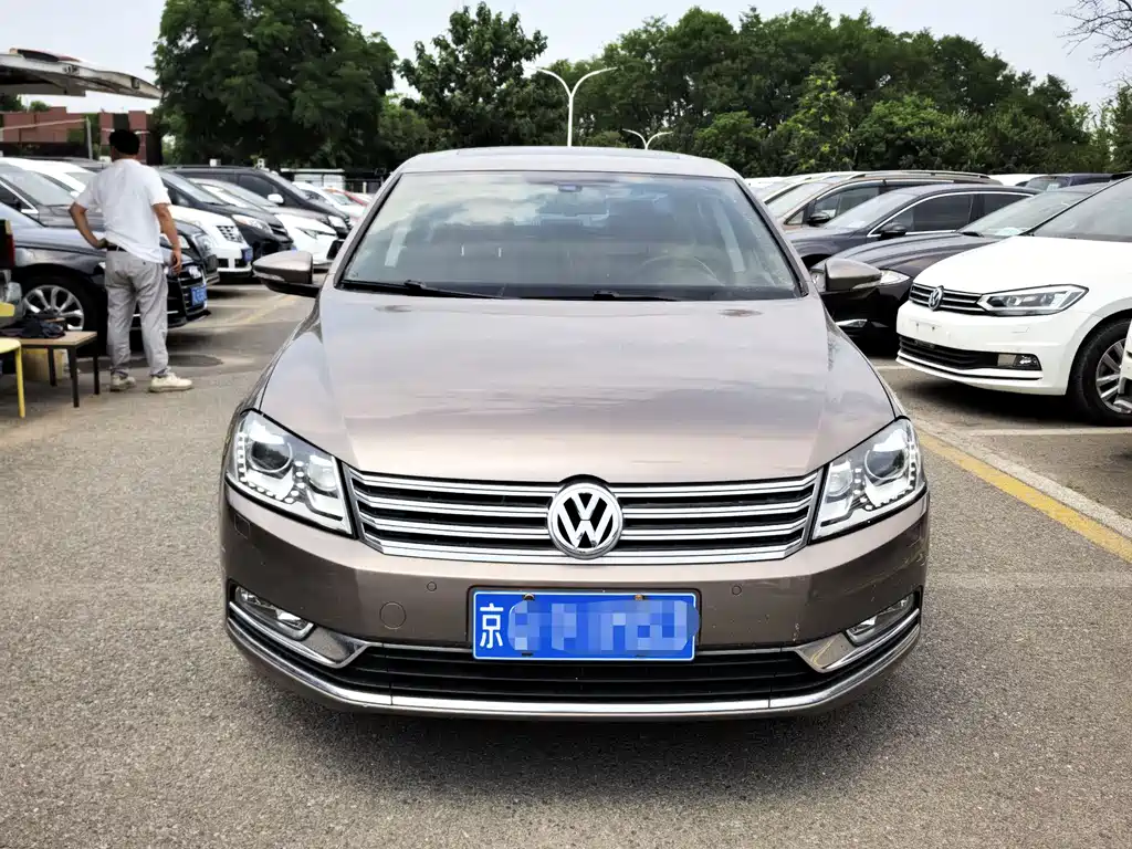 Volkswagen Magotan 2014