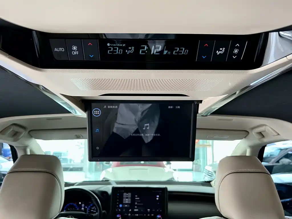 Toyota Alphard 2025 — фото 21