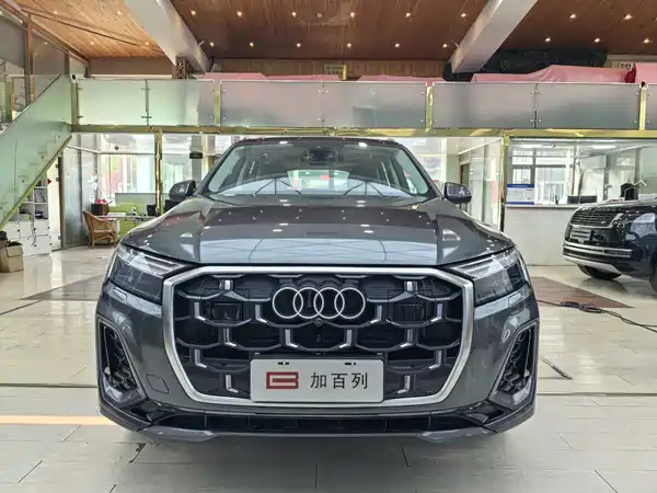 Audi Q7 2024