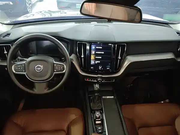 Volvo XC60 2019