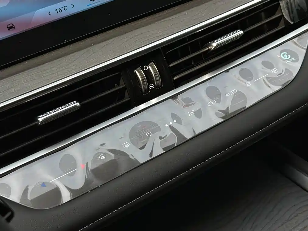 Chery Tiggo 8 PRO NEV 2025 — фото 28