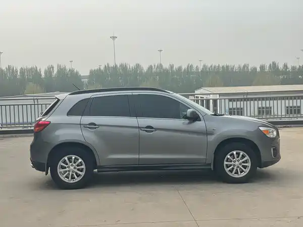 Mitsubishi Jinxuan ASX 2013