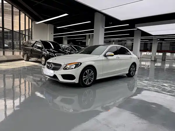 Mercedes-Benz C-Class 2018