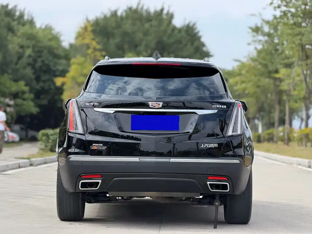 Cadillac XT5 2021 — фото 4