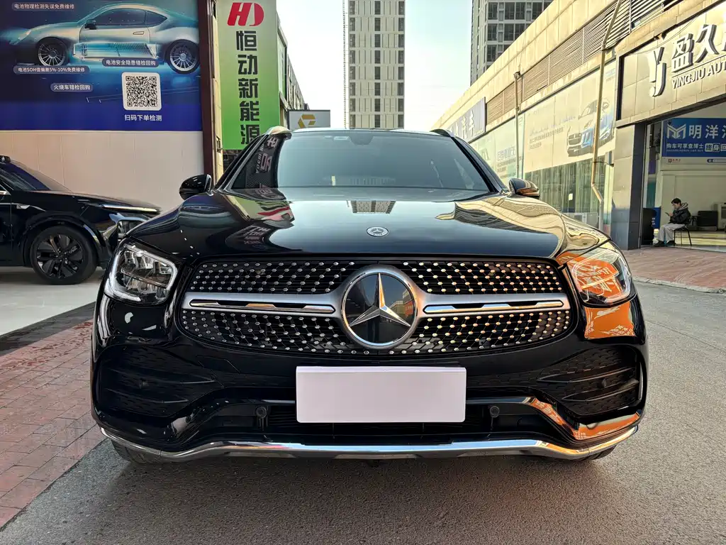 Mercedes-Benz GLC 2023