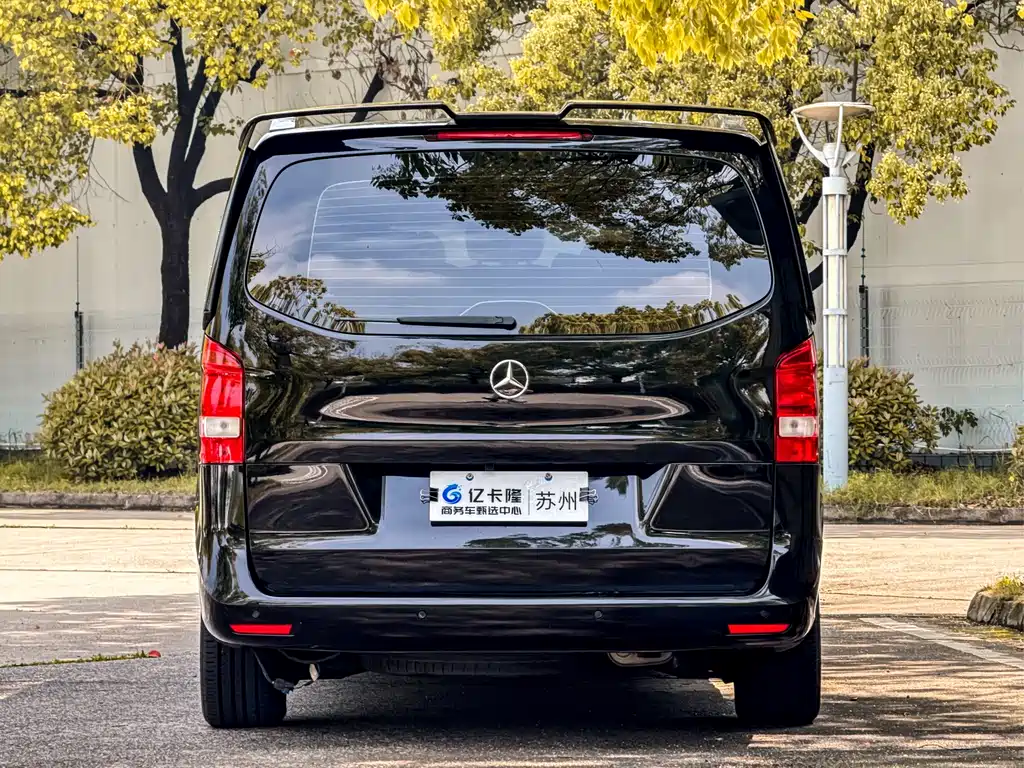 Mercedes-Benz Vito 2022 — фото 38