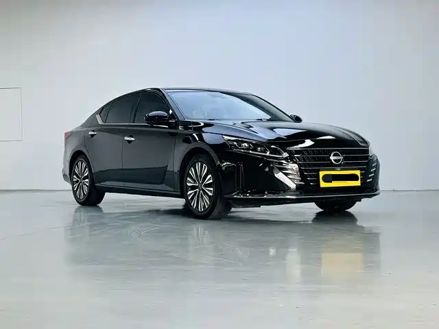 Nissan Teana 2024