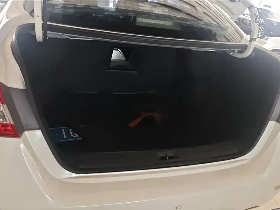Nissan Sylphy 2015