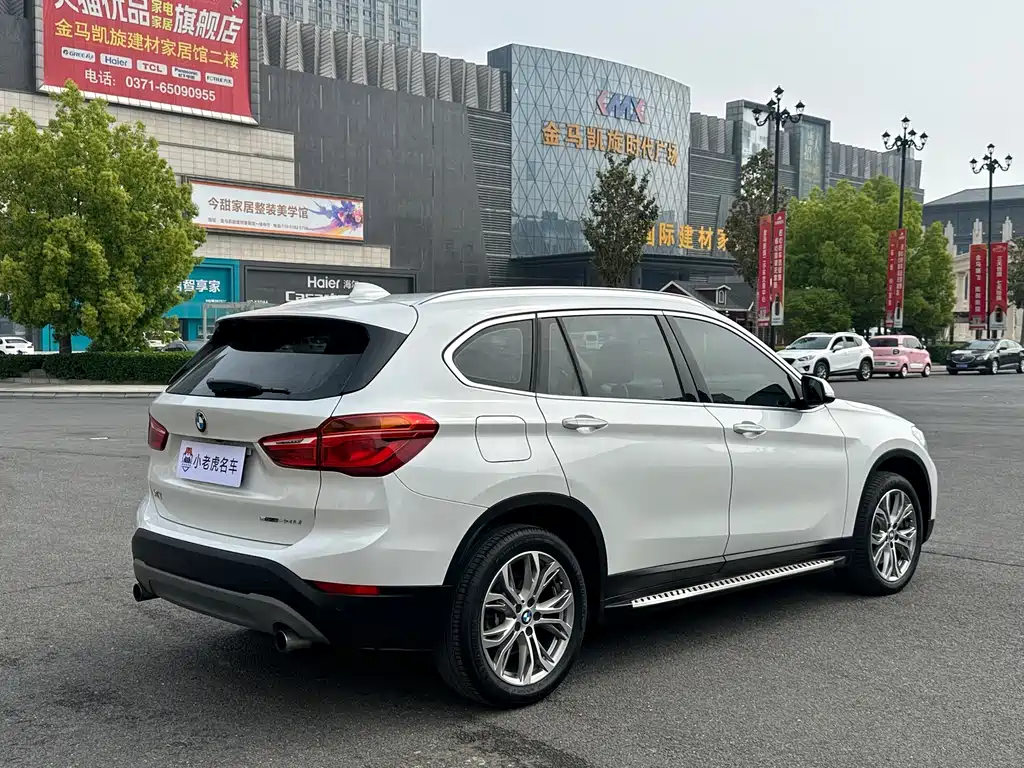 BMW X1 2019 — фото 5