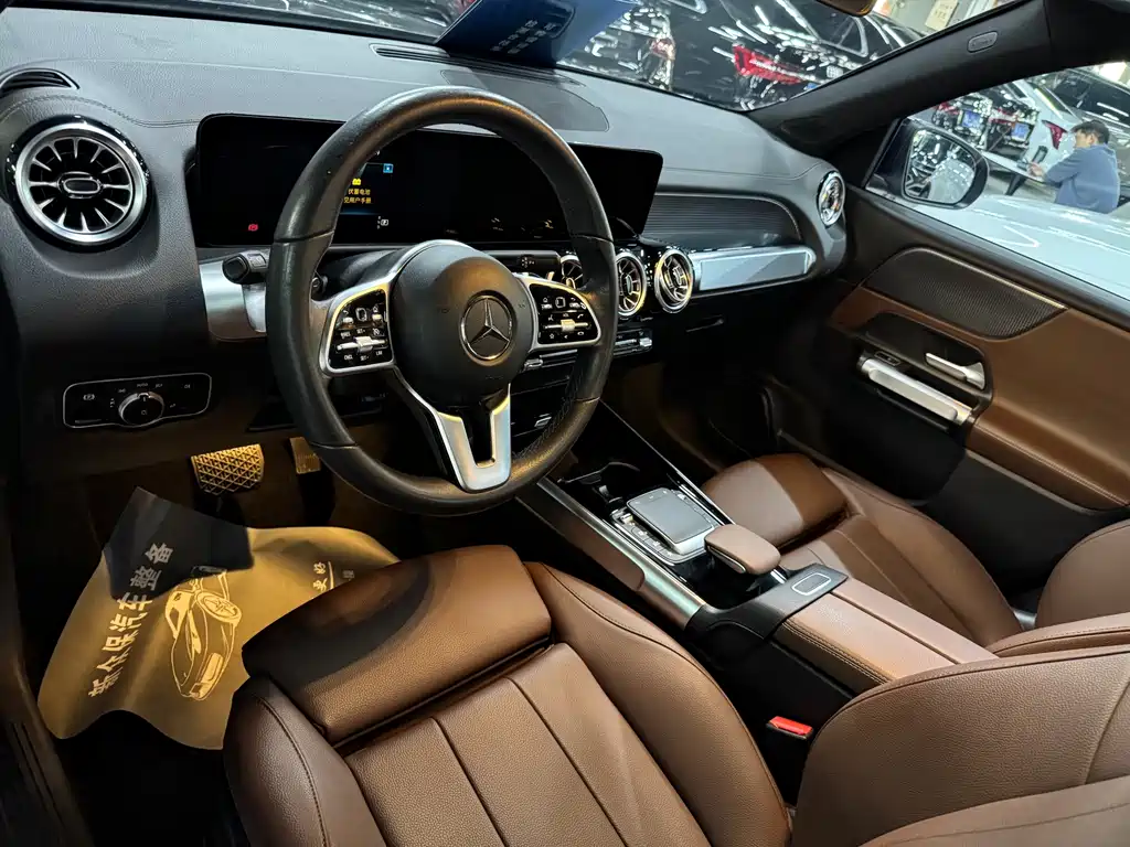 Mercedes-Benz GLB 2022