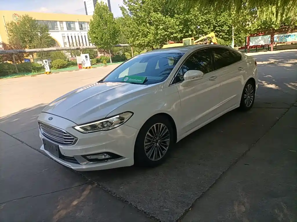 Ford Mondeo 2017 — фото 2
