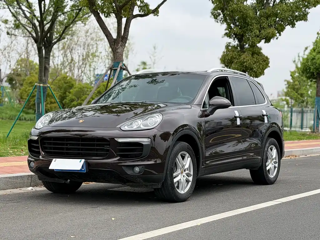 Porsche Cayenne 2018 — фото 1