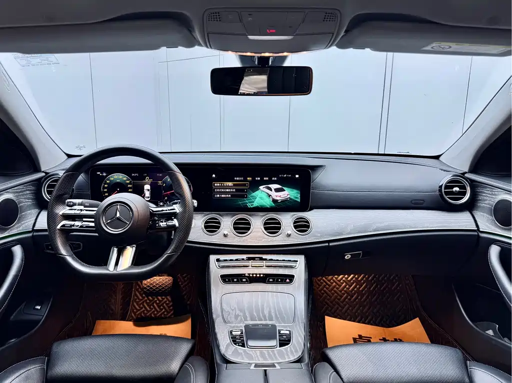 Mercedes-Benz E-Class 2022 — фото 20
