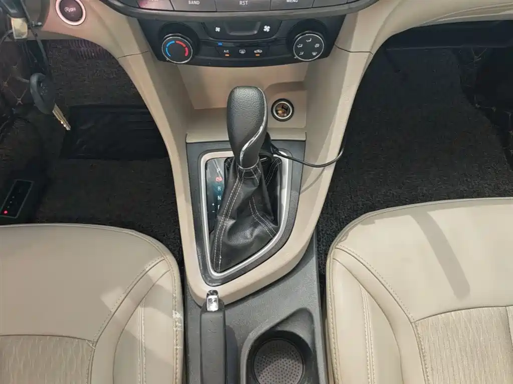 Buick Excelle 2017 — фото 14