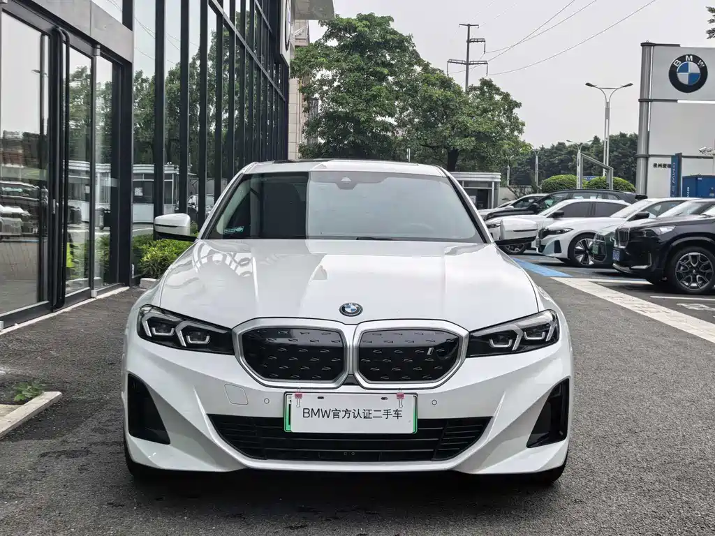 BMW i3 2023