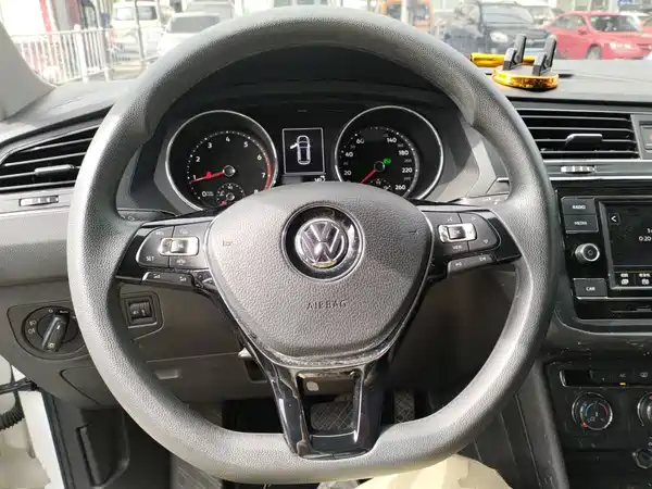 Volkswagen Tiguan L 2019