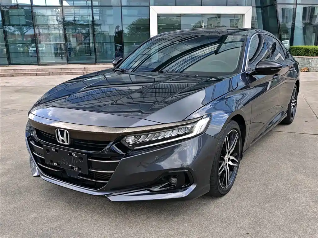 Honda Accord 2022 — фото 1